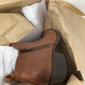 Lucky Brand LK-Basel Women’s Toffee Brown Zip Up Ankle Booties Size 6.5 Fall HTF